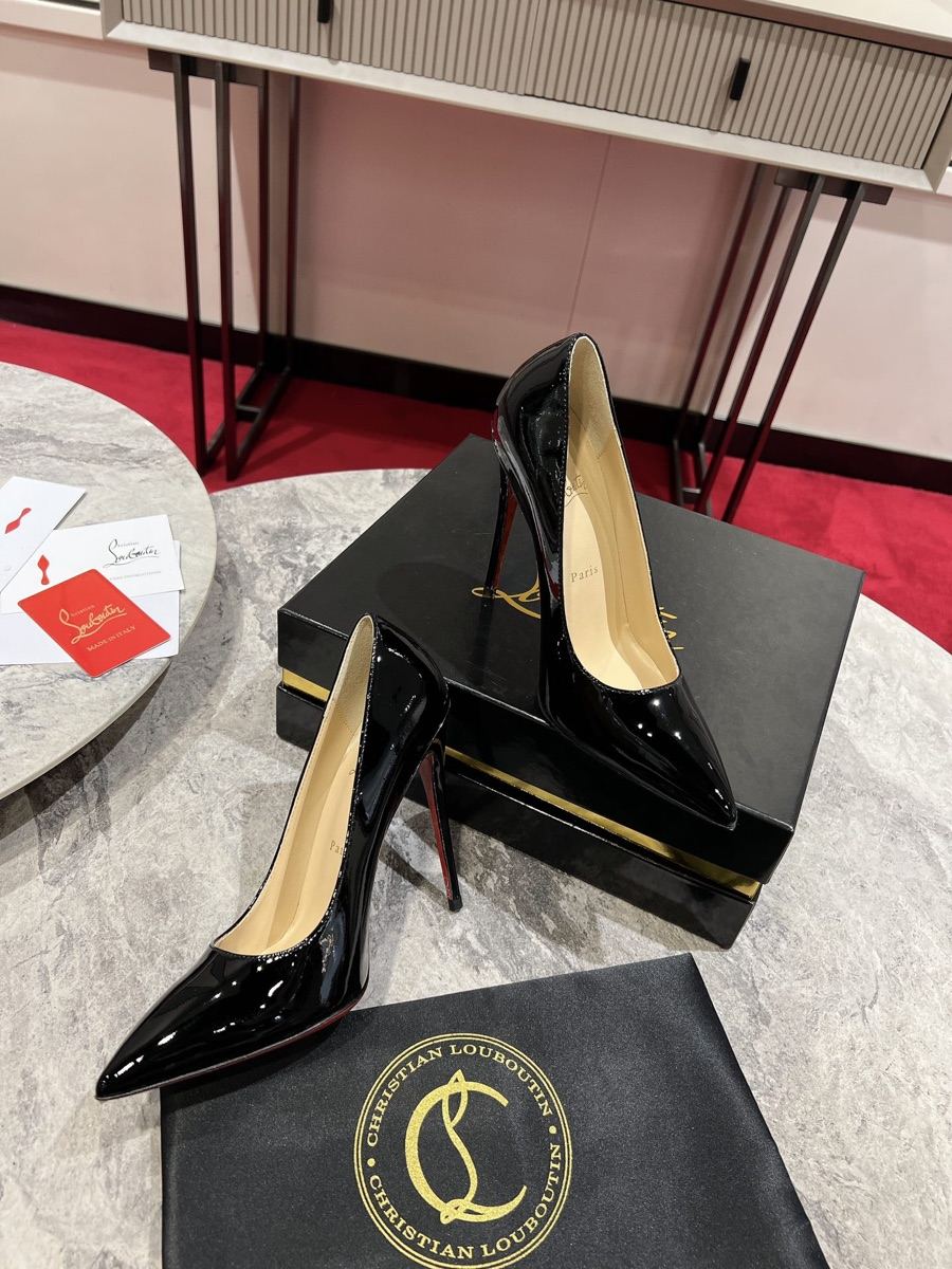Black pointed-toe patent pumps, front and side view — supplier photo